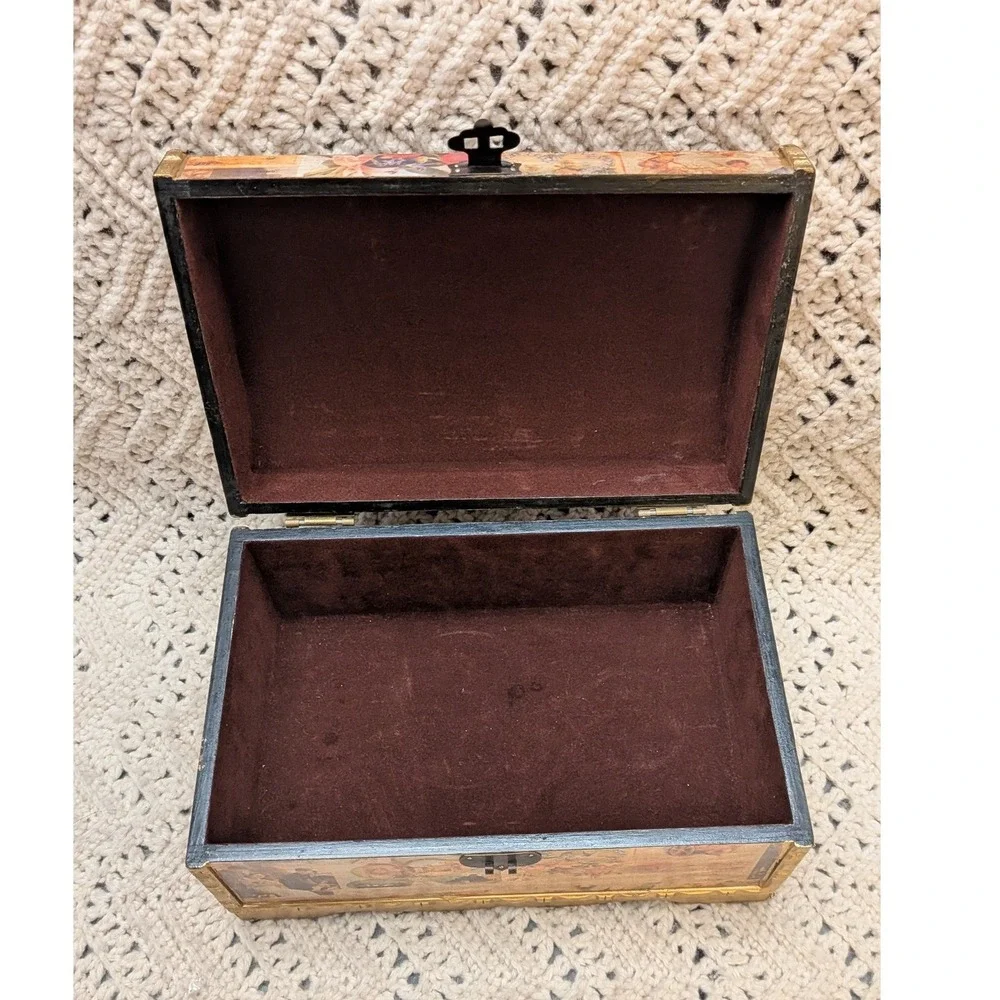 Vintage Style Decoupage Wooden Treasure Chest Jewelry Keepsake Box Gold Trim